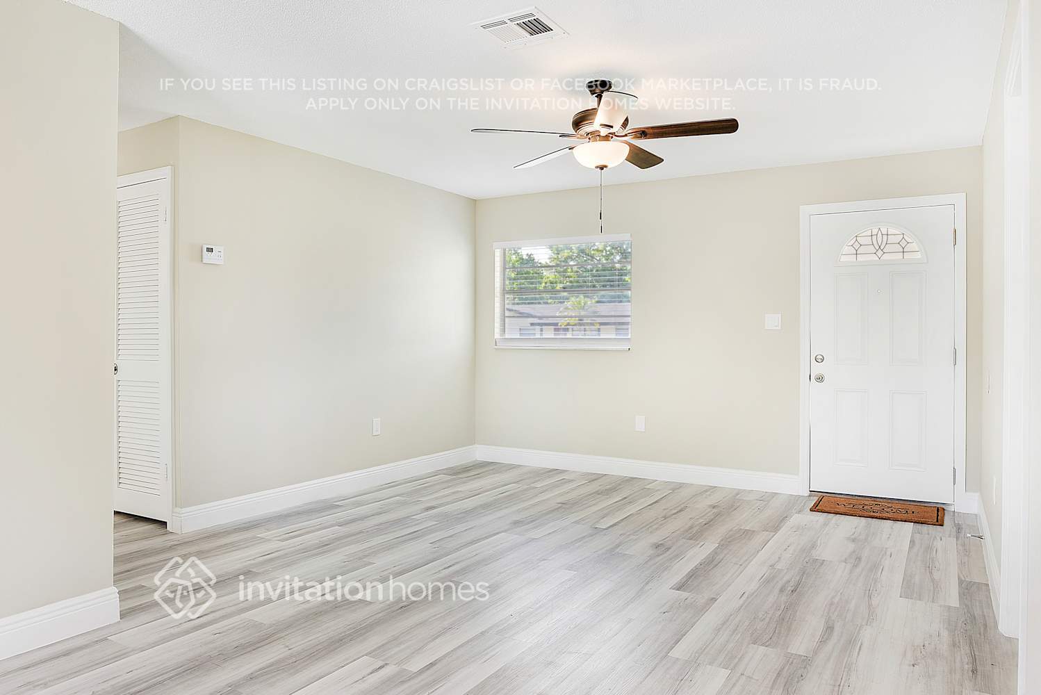 Building Photo - 3213 Sutton Dr