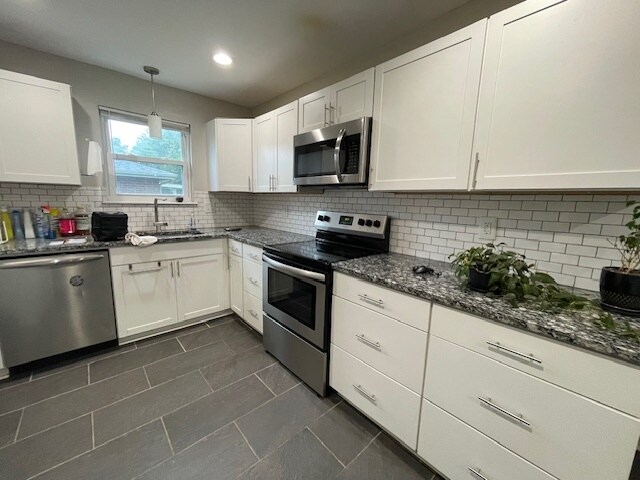 Building Photo - 4425 Whisperwood Dr