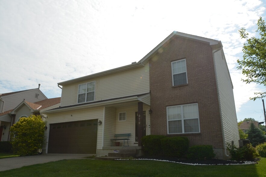 Building Photo - 979 Kemper Meadow Dr