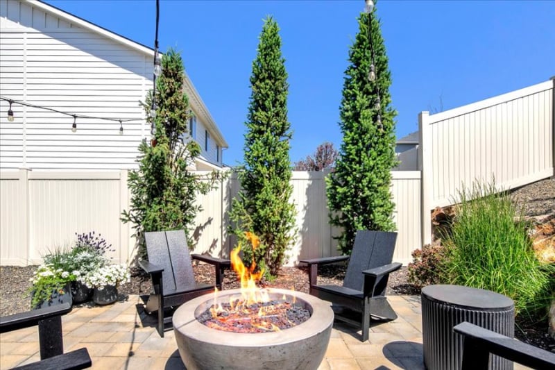 Building Photo - 2037 W Wood Chip Dr