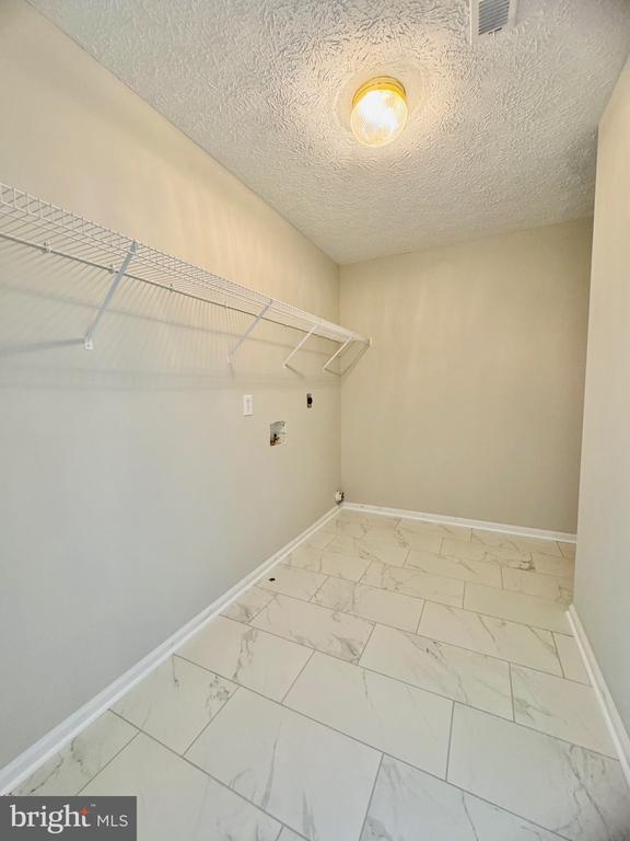 Building Photo - 52 Lightfoot Dr