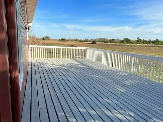 Building Photo - 15484 US-10