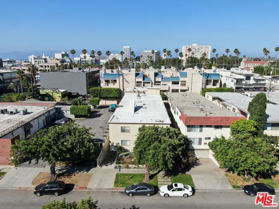 Building Photo - 1144 10th St