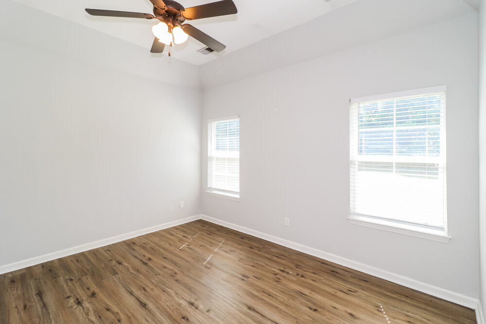 Building Photo - 3811 Dawnwood Cir W