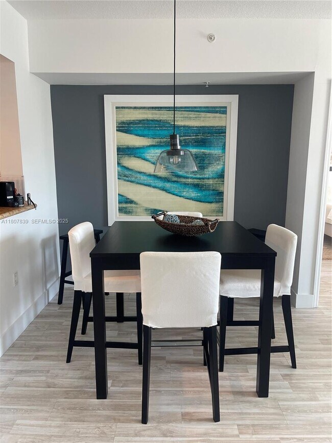 Building Photo - 1755 E Hallandale Beach Blvd