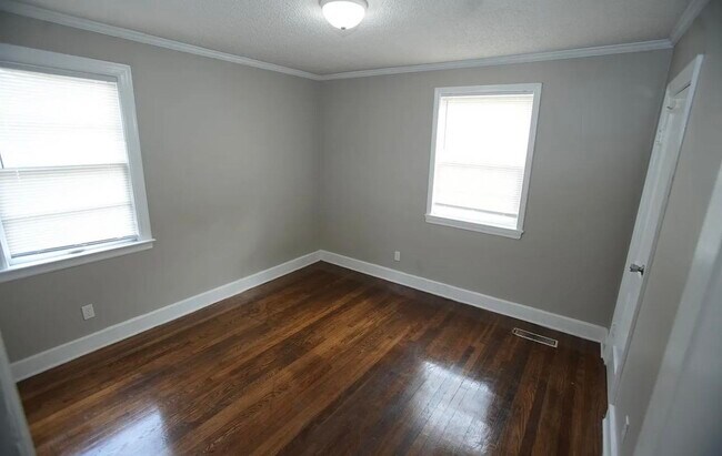 Building Photo - 3050 Tutwiler Ave