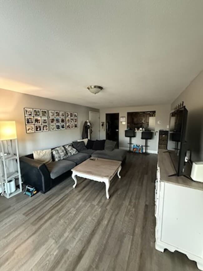 Building Photo - 1 Silvestri Cir