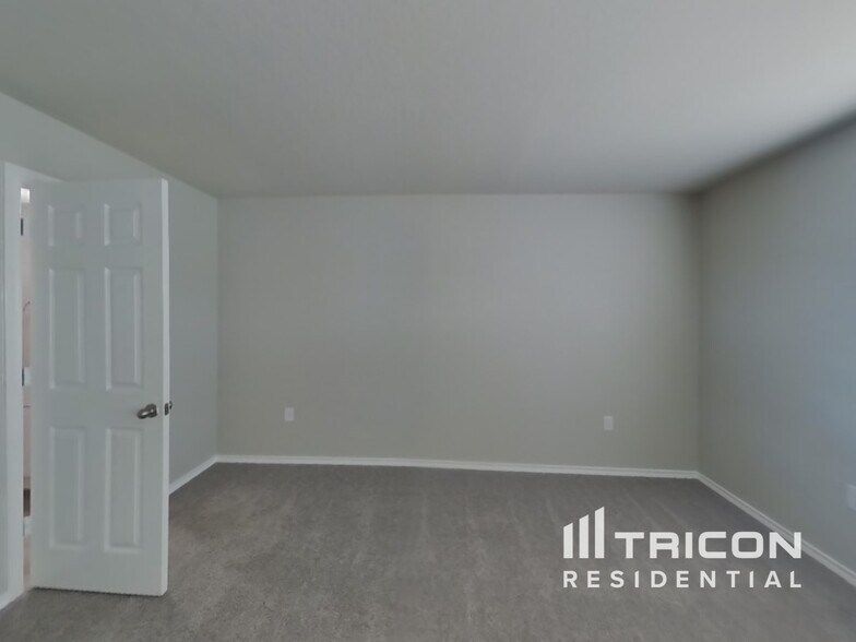 Building Photo - 6827 Freedom Hills