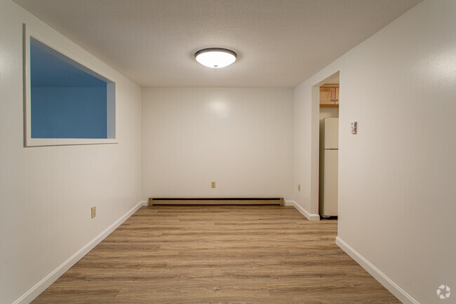 Townhouse - Dining Room - Pelham Townhomes