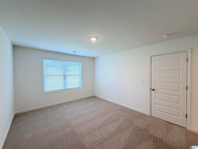 Building Photo - 12742 Collier Curv