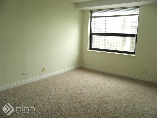 Building Photo - 1133 N Dearborn St