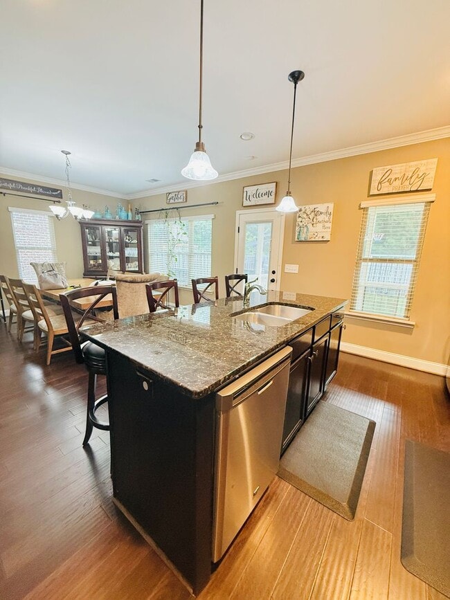 Building Photo - Black Creek Station – Just 8 Minutes from ...