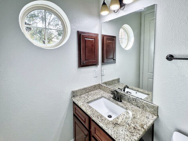 Building Photo - 78 Lindenberry Cir