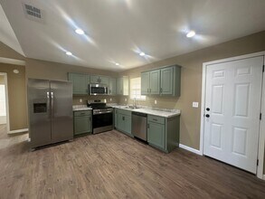 Building Photo - 3 Bed 2 Bath Brick Home - New Construction