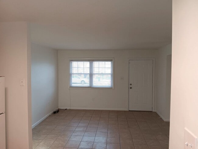 Building Photo - 5304 Jackson St