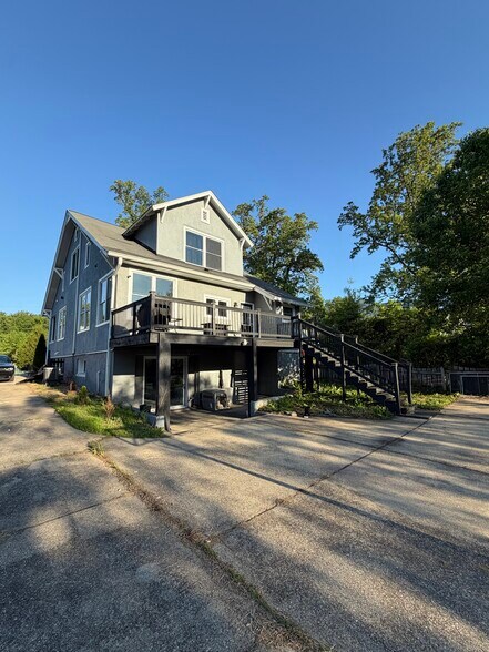 Building Photo - 6409 Brook Ave