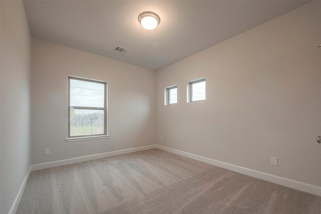 Building Photo - 5139 Albany Shores Ln