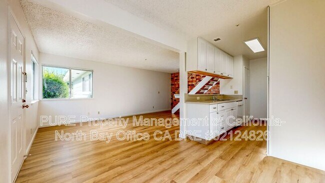 Building Photo - 1877 Dorado Ct