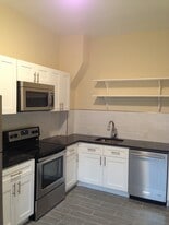Building Photo - 501 S 44th St