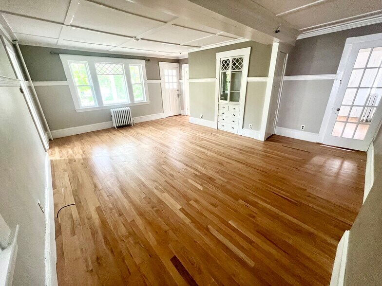 Living Room - 189 Central Ave