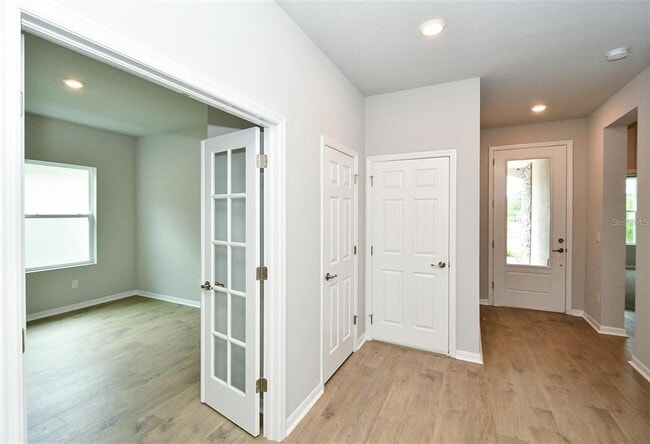 Building Photo - 8126 Trimbelle Ter