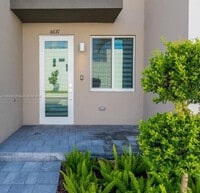 Building Photo - 6671 NW 104th Ave