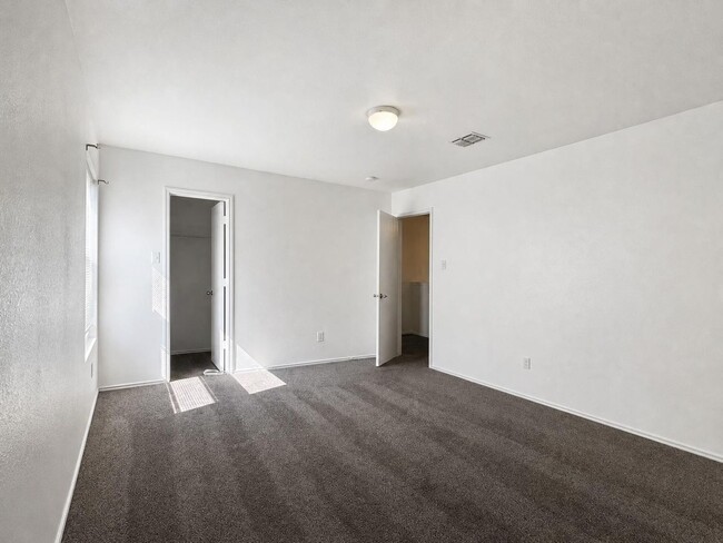 Building Photo - 9116 Penny Ln