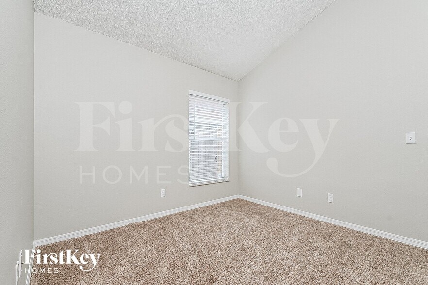 Building Photo - 1405 Compton St