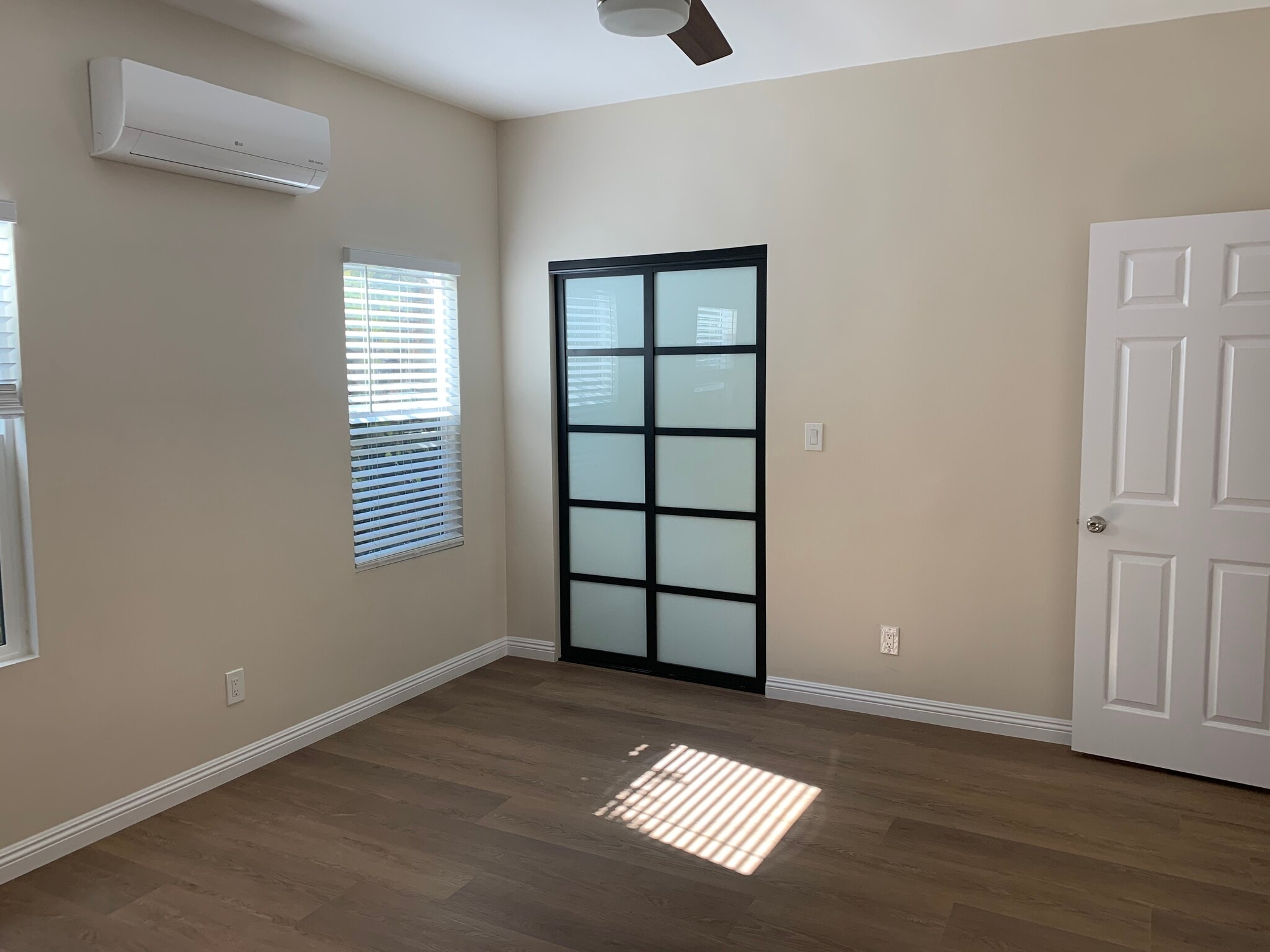 Building Photo - 5117 W 21st St