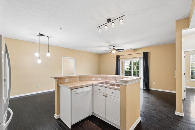 Building Photo - 3842 Carberry Dr