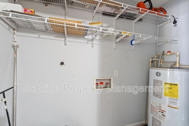 Building Photo - 1360 Senate Dr NW