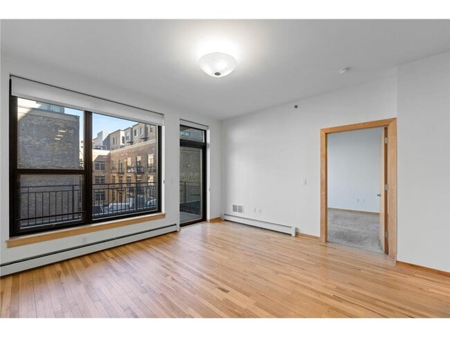 Building Photo - 740 Portland Ave