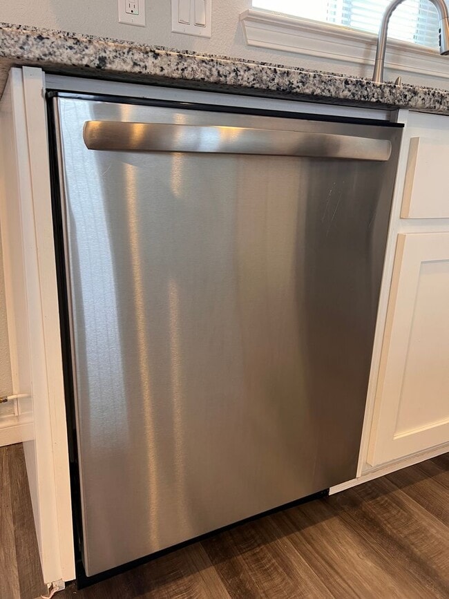 Building Photo - Beautiful 4 Bedroom Home in Fallon