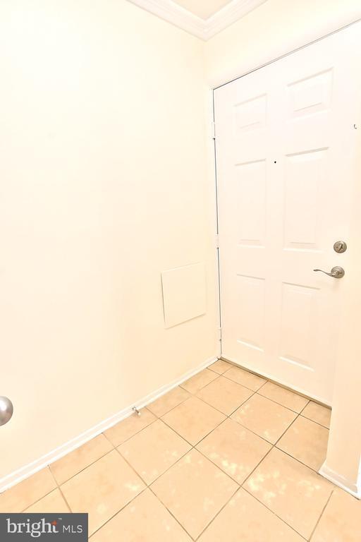 Building Photo - 1702 Ascot Way