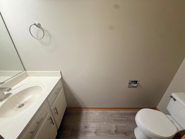 Building Photo - 2477 Smithfield Ct