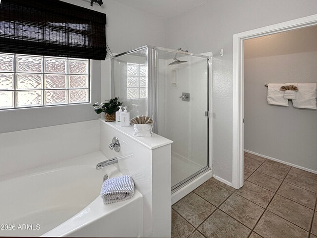 Building Photo - 3078 S Southwind Dr
