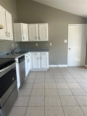 Building Photo - 2101 Pennington Dr
