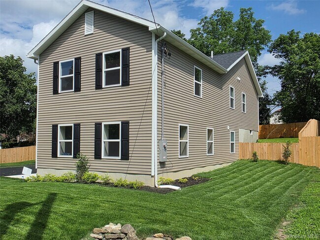 Building Photo - 620 Homestead Ave