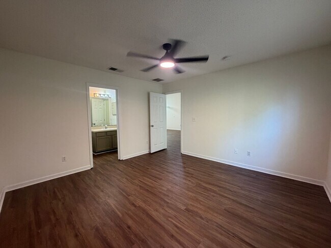 Building Photo - 9-B Wellham Ln.