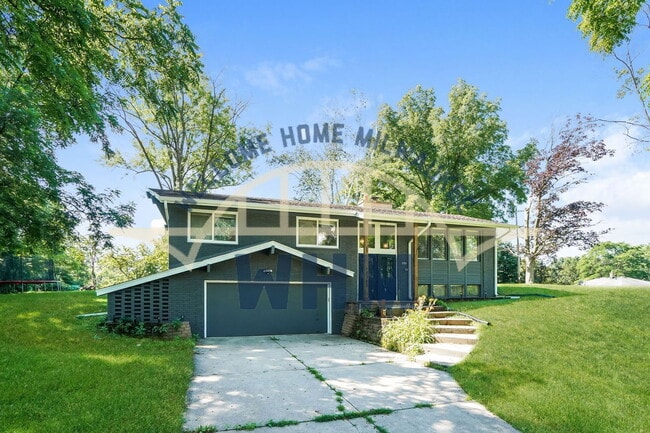 Building Photo - 18365 W Arden Ave