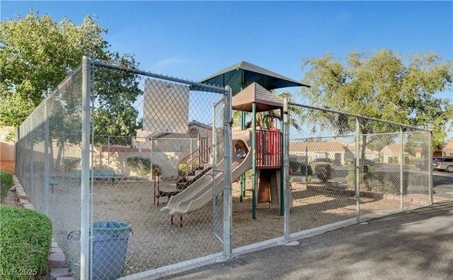 Building Photo - 5250 Panguitch Dr