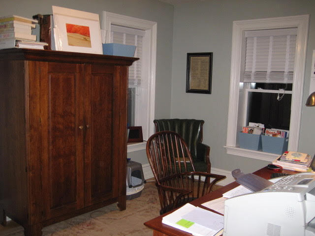 Unit 4 - 219 W 3rd St