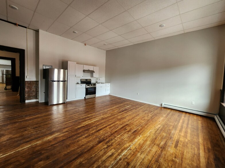 Building Photo - 18 Langdon St