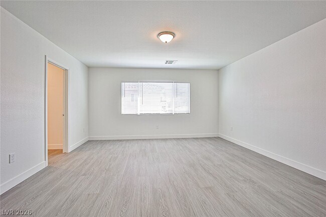 Building Photo - 6145 Sky River Ct