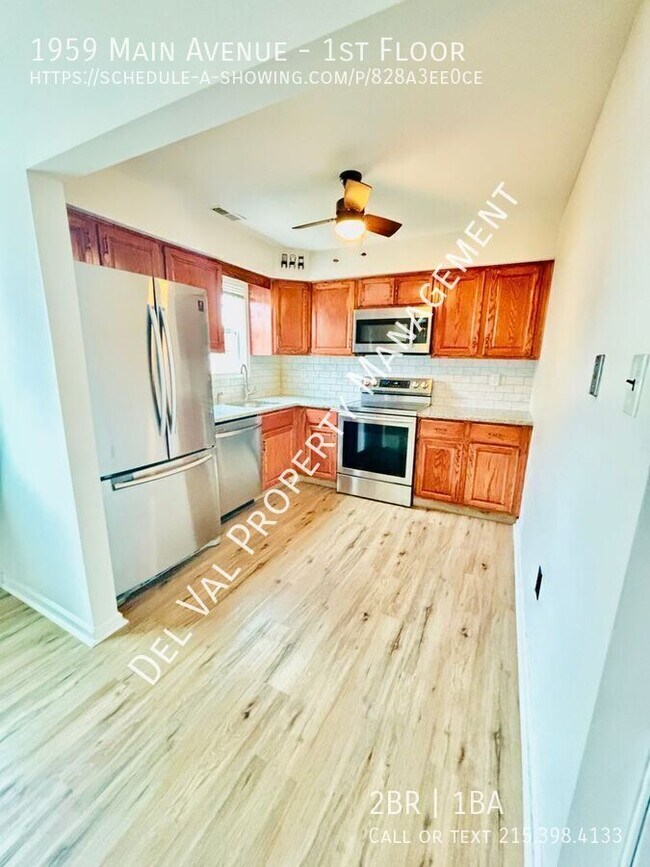 Building Photo - 1959 Main Ave