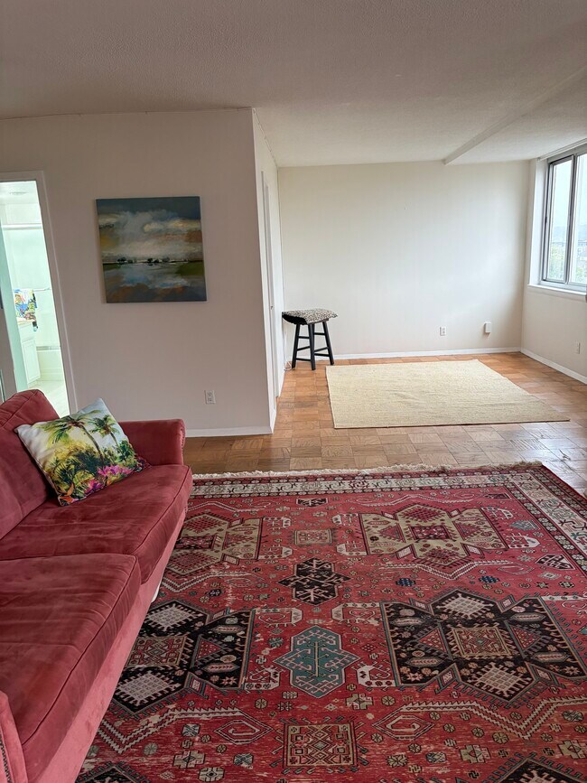 Building Photo - 501 Slaters Ln