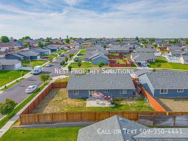 Building Photo - 1341 Shelby St