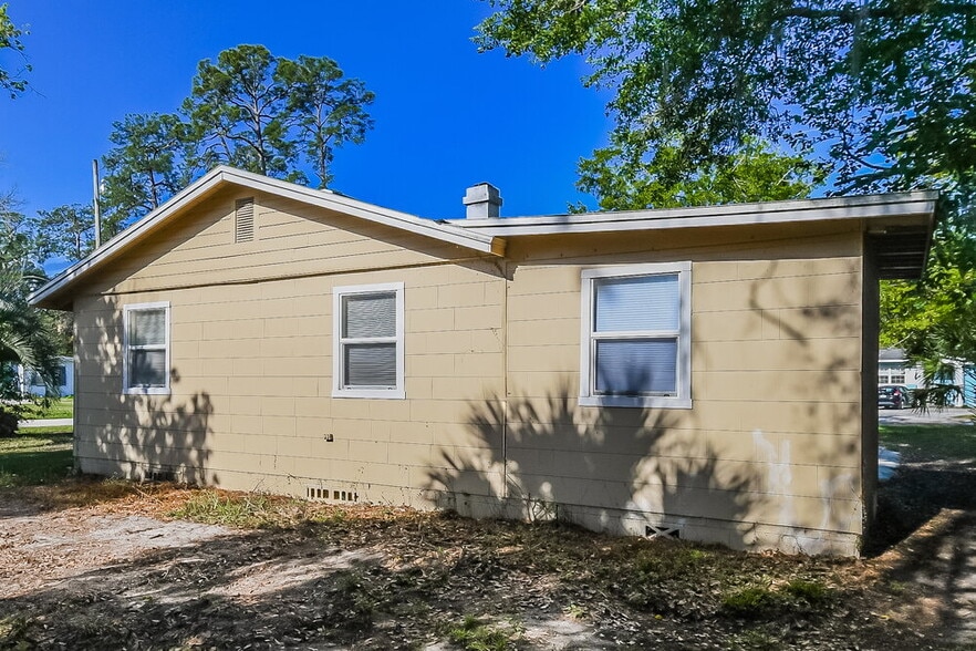Building Photo - 5405 Sharon Terrace