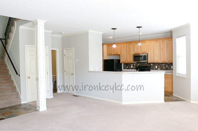 Building Photo - 9221 Boehm Dr