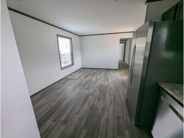 Building Photo - 133 Maple Dr
